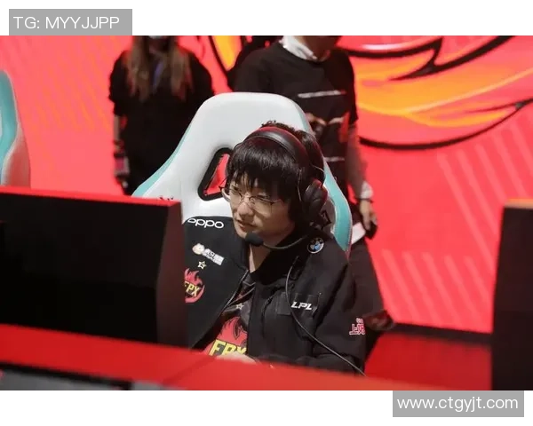 FPX战队崛起之路：揭秘CSGO赛场上的强者之力与团队默契